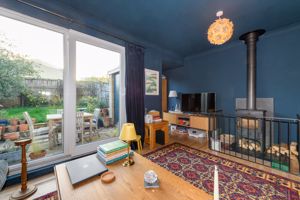 Sitting Room- click for photo gallery